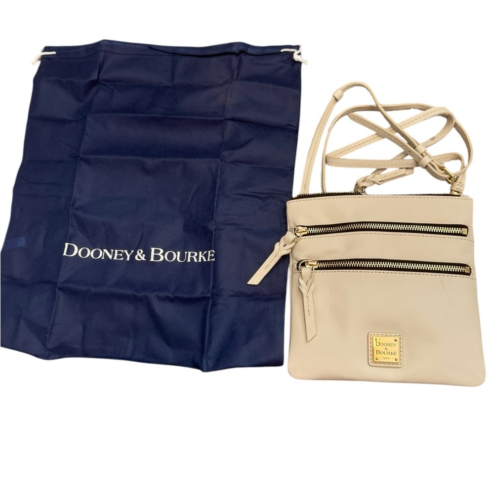 NWT. Dooney & Bourke Apollo Leather Triple Zip Crossbody